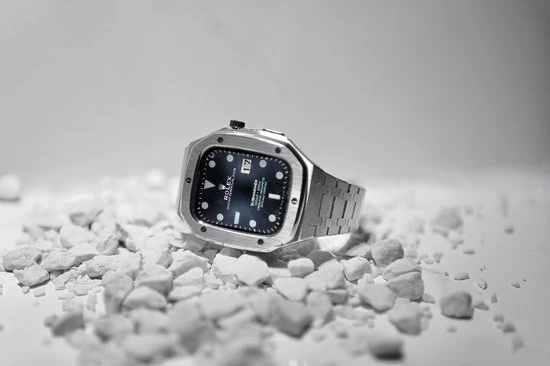 Beste deal π SOMAN Serafino - Luxe Apple β Watch Case - Zilver - 44MM π 6 Beste deal π SOMAN Serafino - Luxe Apple β Watch Case - Zilver - 44MM π - Afbeelding 4