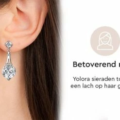Beste recensies van 🔥 Yolora Dames Oorbellen Met Kalpa Camaka Kristallen - Zilverkleurig - 18K Witgoud Verguld - Vrouwen Oorhangers Zilver - Sieraden - Luxe Giftbox - Geschenkdoos - Cadeau Doos - Exclusieve Geschenkverpakking - Mooie Cadeauverpakking 👍 -Sieraden-horloges Winkel 550x366 28