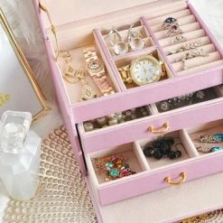 Goedkoopste 💯 AA Commerce Luxe Sieradenbox Met Spiegel - Bijouteriedoos Opbergbox - Juwelen Opbergdoos - Kunst Leder Roze ⭐ -Sieraden-horloges Winkel 550x367 6