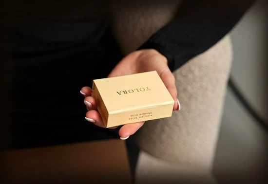 Beste recensies van ✨ Yolora Dames Oorbellen - Kalpa Camaka Parels En Kristallen - Zilverkleurig - 18K Witgoud Verguld - Vrouwen Oorknoppen Zilver - Oorknopjes - Sieraden - Luxe Giftbox - Geschenkdoos - Cadeau Doos - Exclusieve Geschenkverpakking - Mooie Cadeauverpakking ⌛ 11 Beste recensies van ✨ Yolora Dames Oorbellen - Kalpa Camaka Parels En Kristallen - Zilverkleurig - 18K Witgoud Verguld - Vrouwen Oorknoppen Zilver - Oorknopjes - Sieraden - Luxe Giftbox - Geschenkdoos - Cadeau Doos - Exclusieve Geschenkverpakking - Mooie Cadeauverpakking ⌛ - Afbeelding 9