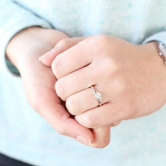 Promo 🎉 Lucardi - Dames Ring Met Zirkonia - Ring - Cadeau - Echt Zilver - Zilverkleurig 💯 4 Promo 🎉 Lucardi - Dames Ring Met Zirkonia - Ring - Cadeau - Echt Zilver - Zilverkleurig 💯 - Afbeelding 2