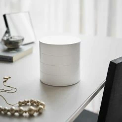 Beste deal 🎁 Yamazaki Sieradendoos Draaibaar Wit - Wit - Decoratief ⭐ 43 Beste deal 🎁 Yamazaki Sieradendoos Draaibaar Wit - Wit - Decoratief ⭐ -Sieraden-horloges Winkel 550x550 1073