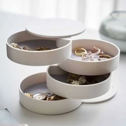 Beste deal 🎁 Yamazaki Sieradendoos Draaibaar Wit - Wit - Decoratief ⭐ 48 Beste deal 🎁 Yamazaki Sieradendoos Draaibaar Wit - Wit - Decoratief ⭐ -Sieraden-horloges Winkel 550x550 1077