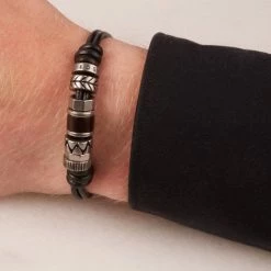 Beste recensies van ⭐ Fossil JF84196040 Unisex Kralenarmband - 180 Mm 👍 -Sieraden-horloges Winkel 550x550 1225