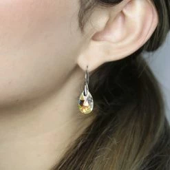 Beste deal 🔔 Shoplace Oorbellen Dames Met Swarovski Kristallen - Druppel - 18K Witgoud Verguld - Oorhangers - Swarovski Oorbellen - Cadeauverpakking - Sinterklaas - Kerst Cadeau 🧨 -Sieraden-horloges Winkel 550x550 1317