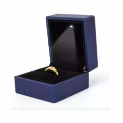 Uitgang 👏 Merkloos Ringdoosje LED Lichtje Blauw - Aanzoek - Bruiloft - Verloving - Huwelijksaanzoek - Liefde - Valentijnsdag - Ring - Verlichting - Lichtje - Met Licht - Sieradendoos 🤩