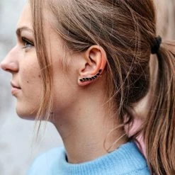 Aanbiedingen 🛒 Yolora Dames Oorbellen - Kalpa Camaka Kristallen - Goudkleurig - Zwart Kristal - 18K Geelgoud Verguld - Vrouwen Oorhangers Goud - Sieraden - Luxe Giftbox - Geschenkdoos - Cadeau Doos - Exclusieve Geschenkverpakking - Mooie Cadeauverpakking ✔️ -Sieraden-horloges Winkel 550x550 492