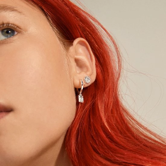 Promo π Pilgrim Oorbellen Valkyria - Knopjes & Ringetjes - 2 In 1 - Zilverkleurig - Lengte 7 Mm - Hoogte 23 Mm π 4 Promo π Pilgrim Oorbellen Valkyria - Knopjes & Ringetjes - 2 In 1 - Zilverkleurig - Lengte 7 Mm - Hoogte 23 Mm π - Afbeelding 2