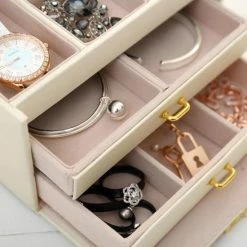 Flash-uitverkoop ⭐ Confibel - Chique Sieradendoos Met Spiegel, Slotje En Handvat - 12 Compartimenten - Wit 😍 -Sieraden-horloges Winkel 550x550 570