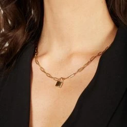 Aanbiedingen ❤️ Laura Ferini Dames Ketting Serratura Goud - Goudkleurige Schakelketting Met Slotje - 18K Geelgoud Verguld - Halsketting - Collier - Sieraad - Accessoires - Dames Ketting Met Hanger 🔔 -Sieraden-horloges Winkel 550x550 685