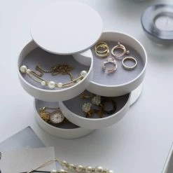 Beste deal 🎁 Yamazaki Sieradendoos Draaibaar Wit - Wit - Decoratief ⭐ 45 Beste deal 🎁 Yamazaki Sieradendoos Draaibaar Wit - Wit - Decoratief ⭐ -Sieraden-horloges Winkel 550x824 5